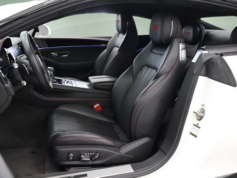 Used 2022 Bentley Continental GT AWD/4WD image 14