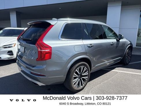 Used 2020 Volvo XC90 T5 Momentum w/ Protection Package Premier AWD/4WD image 3