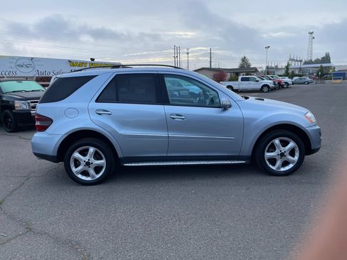Used 2008 Mercedes-Benz ML 320 4MATIC image 2