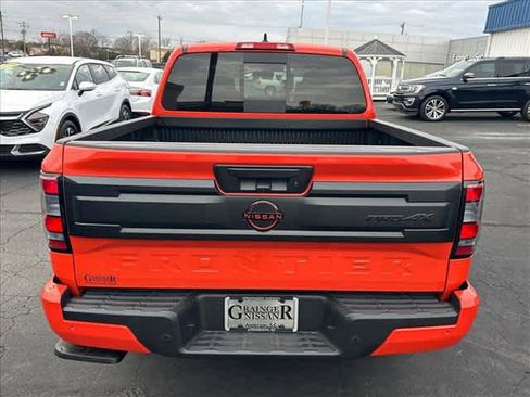 Used 2025 Nissan Frontier PRO-4X w/ Interior Protection Package image 4