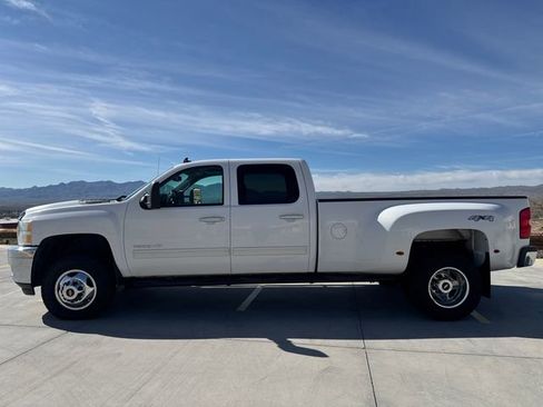 Used 2013 Chevrolet Silverado 3500 LTZ w/ LTZ Plus Package image 2