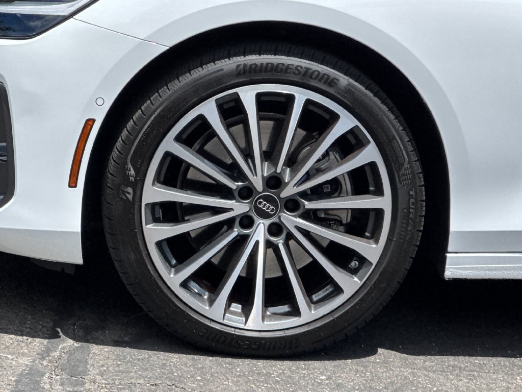 Certified 2026 Audi A6 Premium w/ 20" Wheel Package AWD/4WD image 36