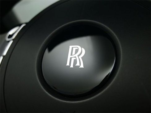 Used 2016 Rolls-Royce Dawn image 25