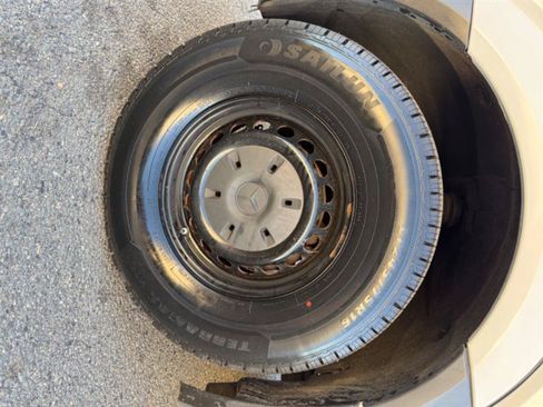 Used 2017 Mercedes-Benz Sprinter 2500 image 67