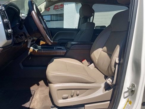 Used 2015 GMC Sierra 1500 SLT w/ SLT Crew Cab Value Package AWD/4WD image 9