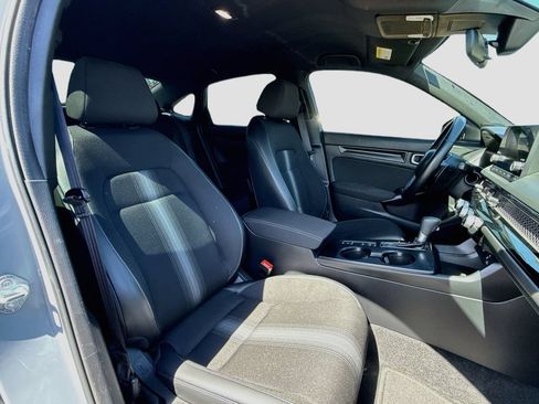 Used 2024 Honda Civic Sport image 29