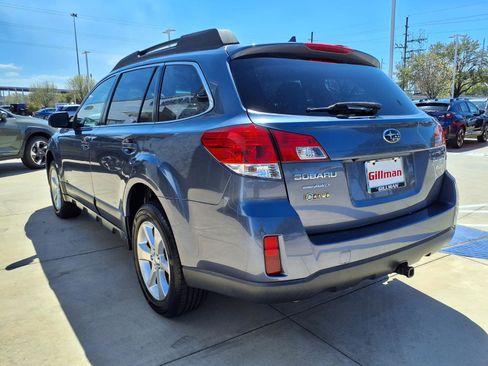 Used 2014 Subaru Outback 2.5i Limited image 3