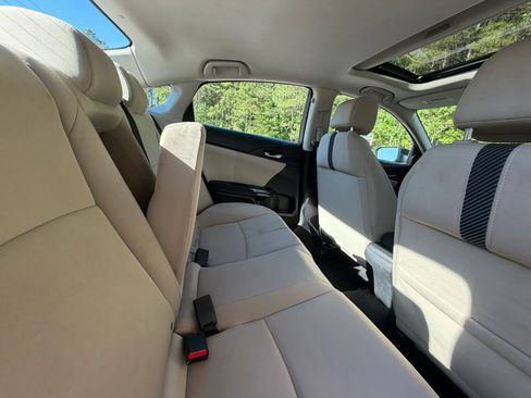 Used 2018 Honda Civic EX image 16