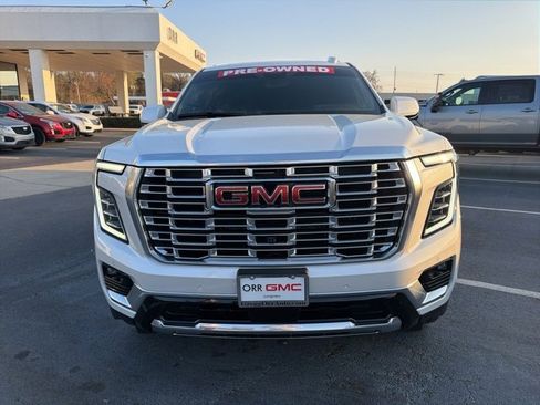 Used 2025 GMC Yukon Denali w/ Denali Reserve Package image 10
