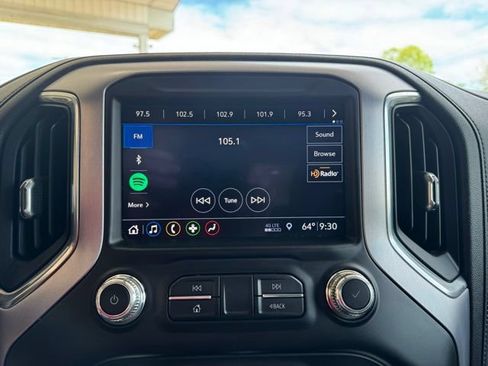 Used 2019 GMC Sierra 1500 SLE w/ SLE Value Package AWD/4WD image 19