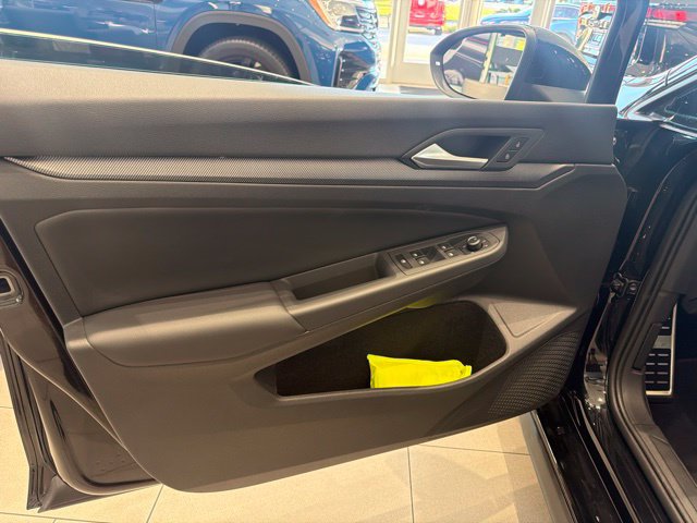 New 2026 Volkswagen GTI SE FWD image 8