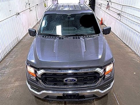 Used 2023 Ford F150 XLT w/ Trailer Tow Package image 4