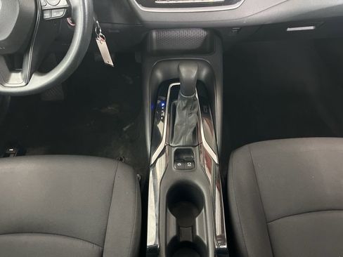 Used 2022 Toyota Corolla LE image 12