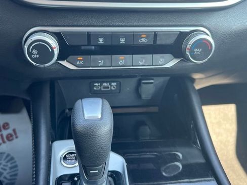 Used 2023 Nissan Altima 2.5 SV image 14