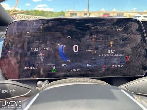 Used 2025 Chevrolet Equinox EV LT w/ Convenience Package FWD image 7