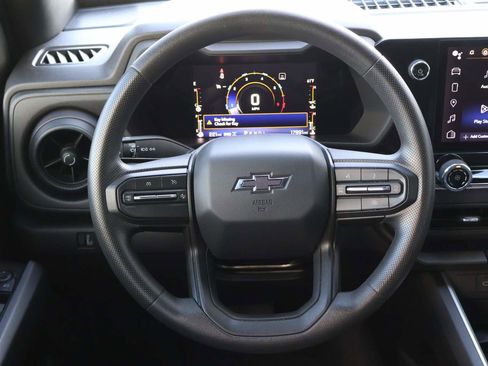 Used 2023 Chevrolet Colorado Trail Boss image 12