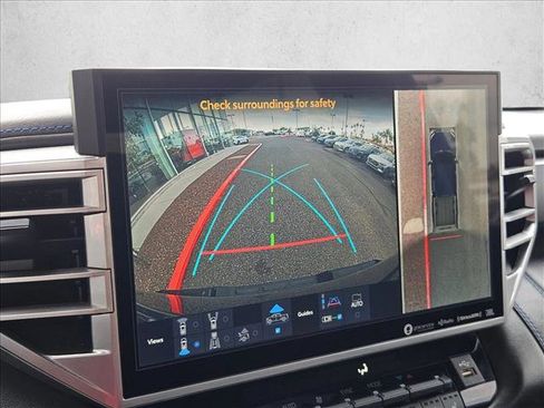 Used 2022 Toyota Tundra Platinum image 13