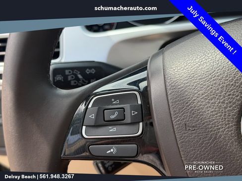 Used 2016 Volkswagen Touareg Sport AWD/4WD image 25