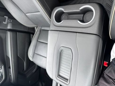 Used 2024 Chevrolet Tahoe Premier RWD image 29
