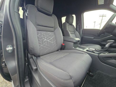 New 2026 Nissan Frontier SV w/ SV Convenience Package image 12