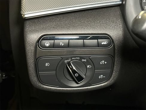 Used 2021 INFINITI QX50 Luxe image 24