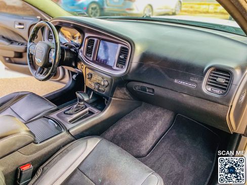 Used 2019 Dodge Charger SXT w/ Plus Group image 33