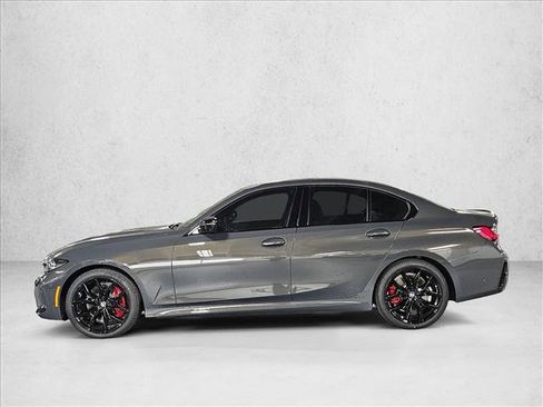 New 2026 BMW 330i Sedan w/ M Sport Package image 8