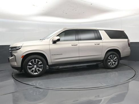 Used 2021 Chevrolet Suburban LT w/ Rear Media and Nav Package AWD/4WD image 38