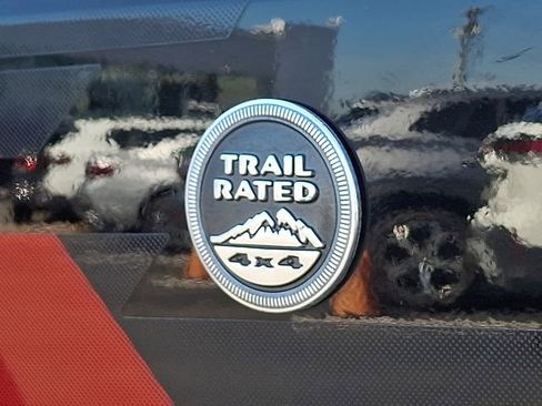 Used 2017 Jeep Wrangler Unlimited Sahara AWD/4WD image 31