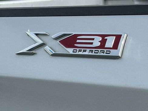 Used 2021 GMC Sierra 1500 Elevation w/ X31 Off-Road Package image 8