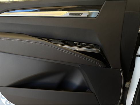 New 2026 Cadillac Escalade ESV 4WD image 20