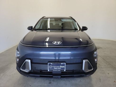 Used 2025 Hyundai Kona SEL AWD/4WD image 2