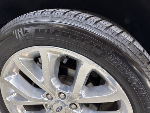 Used 2018 Ford Expedition Platinum image 97