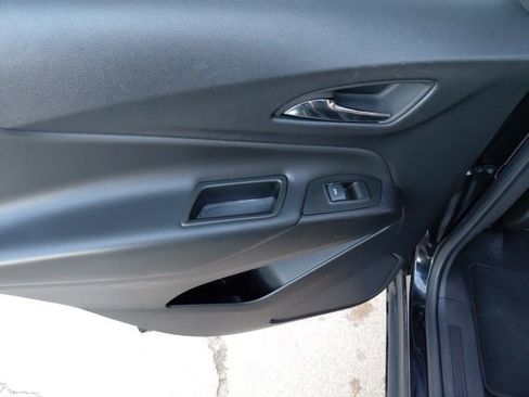 Used 2024 Chevrolet Equinox LT image 29