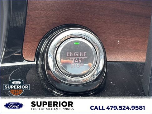 Used 2022 Lincoln Corsair Reserve image 28