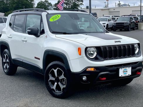 Certified 2021 Jeep Renegade Trailhawk w/ Sun & Sound Group AWD/4WD image 2