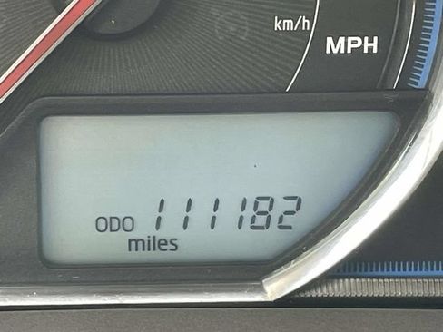Used 2015 Toyota RAV4 Limited FWD image 29