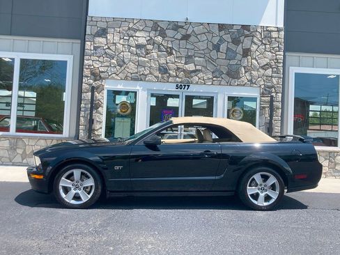 Used 2006 Ford Mustang GT image 74