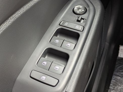 New 2026 Hyundai Venue SE image 26