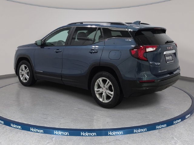 Used 2024 GMC Terrain SLE w/ Driver Convenience Package AWD/4WD image 8