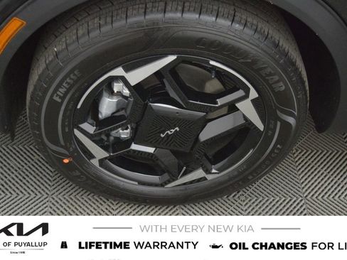 New 2026 Kia Sportage EX image 21