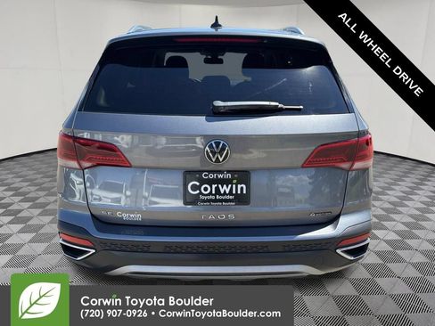 Used 2022 Volkswagen Taos SE w/ Panoramic Sunroof Package AWD/4WD image 6