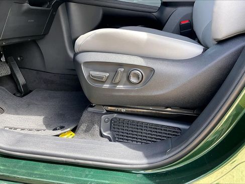 New 2026 Toyota Sienna XLE FWD image 20