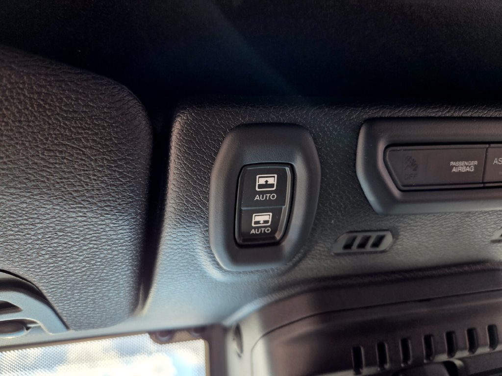 Certified 2023 Jeep Wrangler Unlimited Sahara AWD/4WD image 36