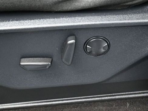 Certified 2022 Ford F150 XLT w/ Equipment Group 302A High image 11