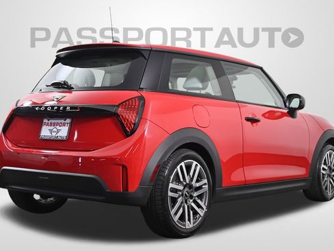 Used 2025 MINI Cooper S image 11