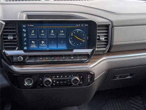 Used 2023 Chevrolet Silverado 1500 LT image 17