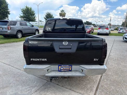Used 2013 Nissan Frontier SV RWD image 7
