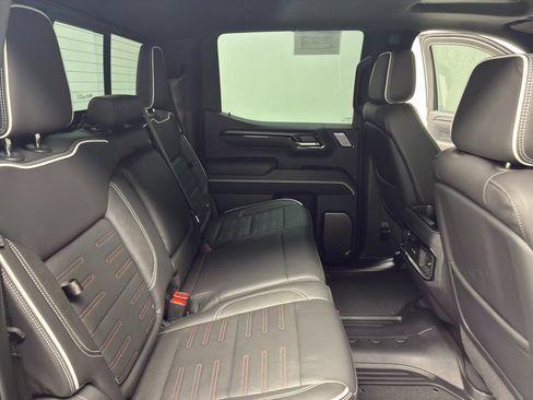 Used 2025 GMC Sierra 1500 AT4X image 56