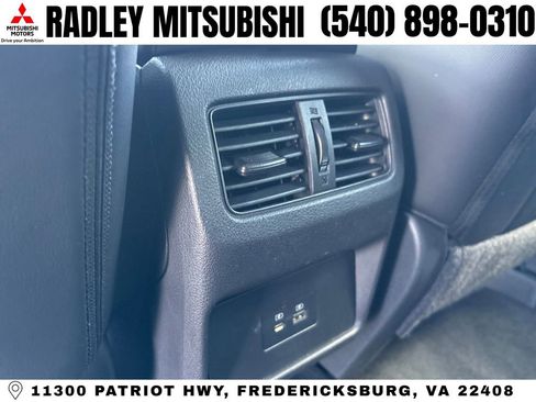 Used 2023 Nissan Rogue SL AWD/4WD image 13